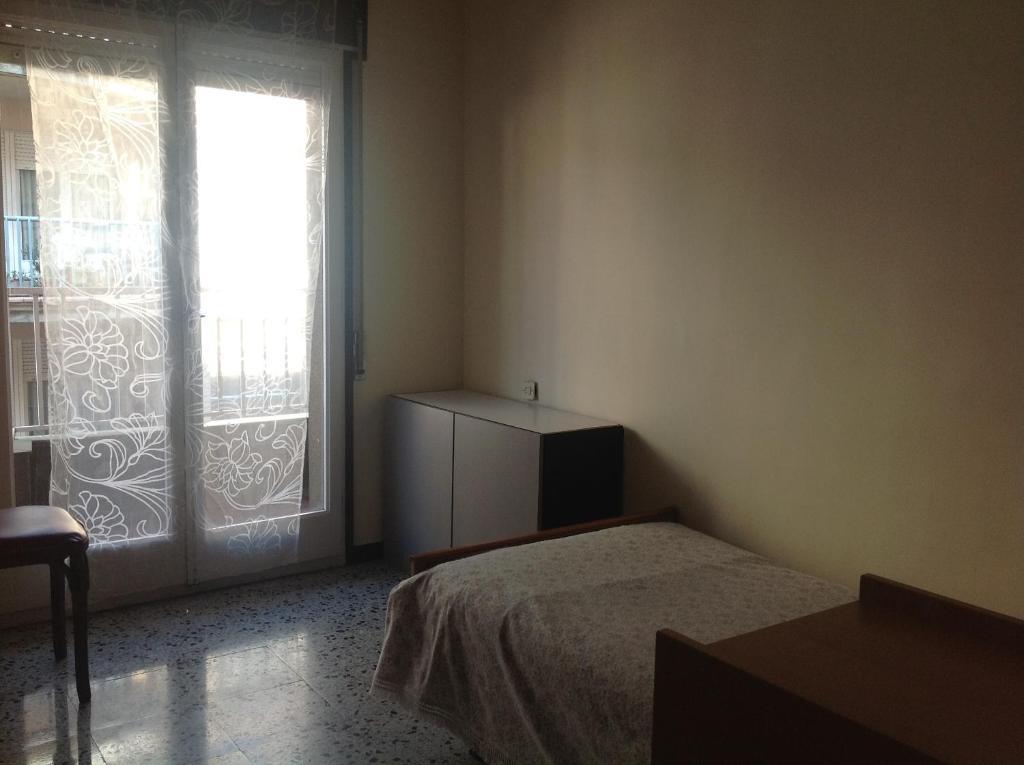 Hostel Alhambra Girona Rum bild